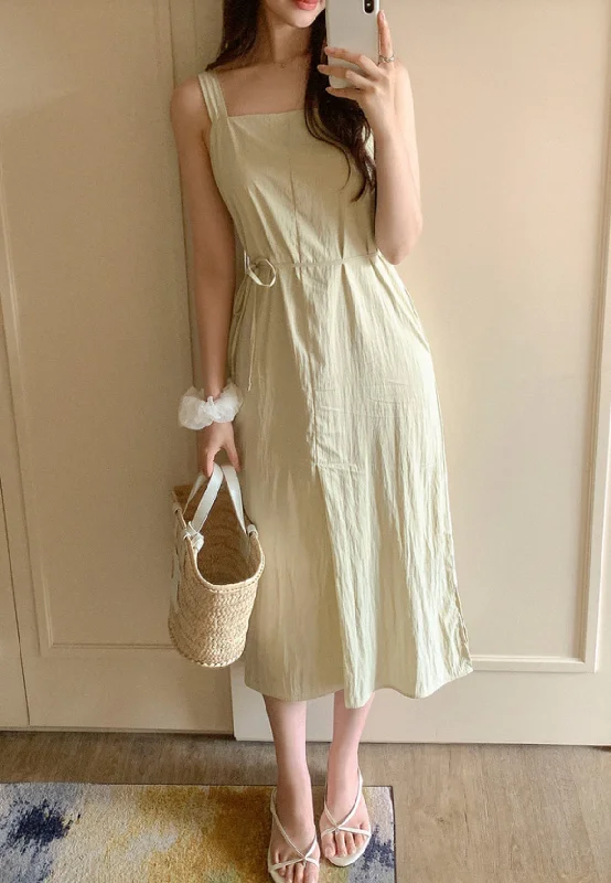 [🕊️SS] Holiday Nylon Square Dress