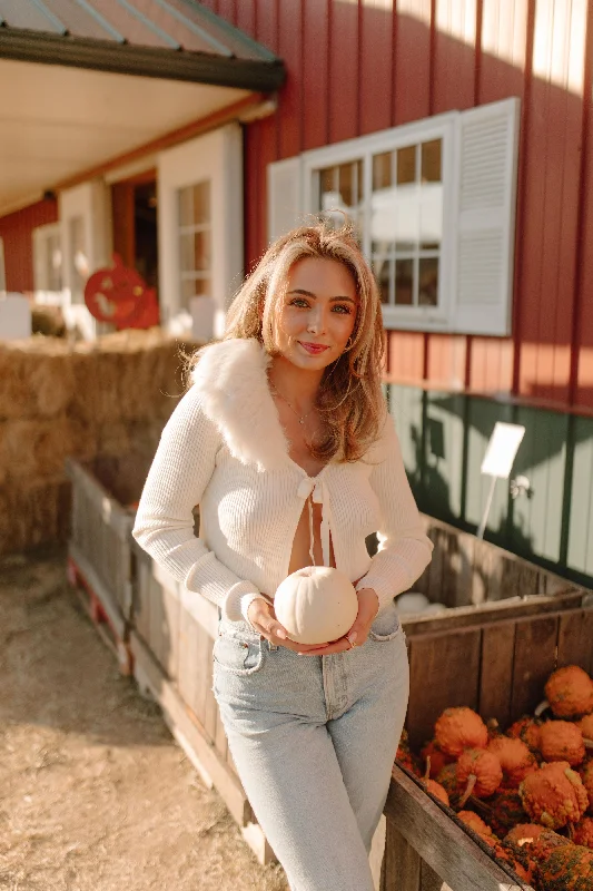 FUR SWEATER IN IVORY