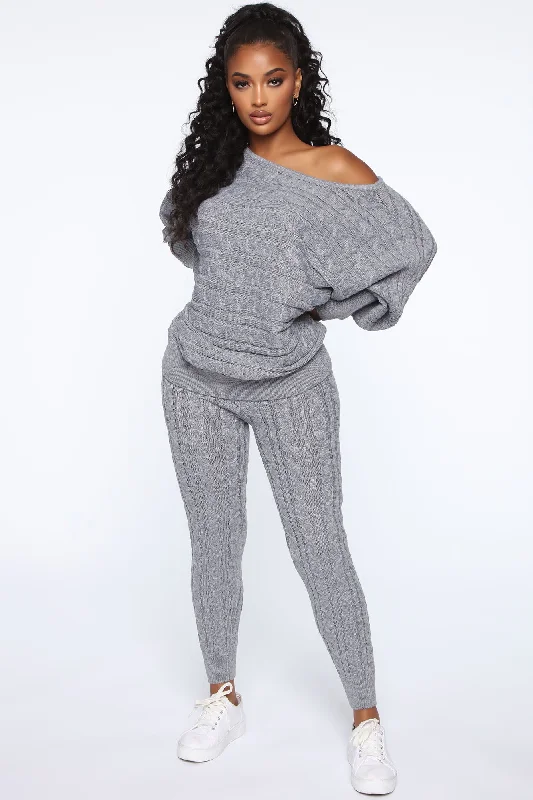 Got Me Chilled Down Sweater Set - Heather Grey