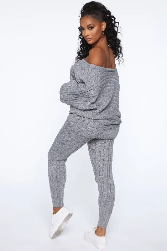 Got Me Chilled Down Sweater Set - Heather Grey