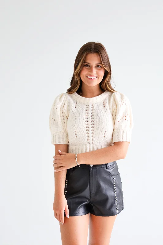 PUFF SLEEVE CROPPED CREAM SWEATER