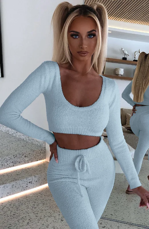 Rita Cozy Crop - Baby Blue