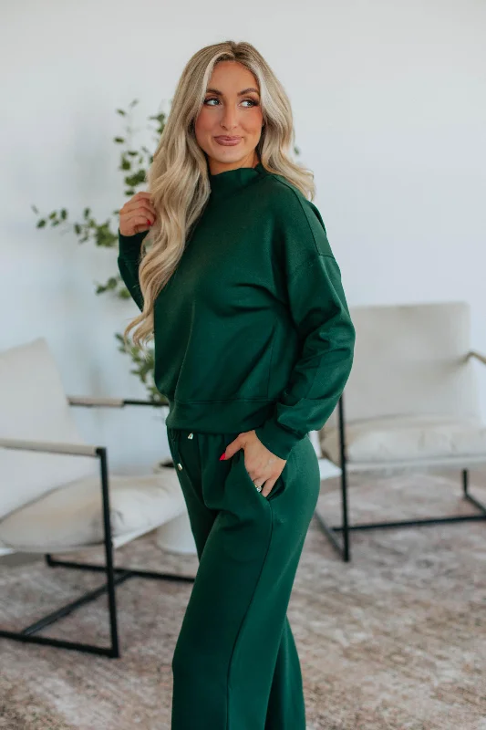 Leave Me To Lounge Pullover - Hunter Green